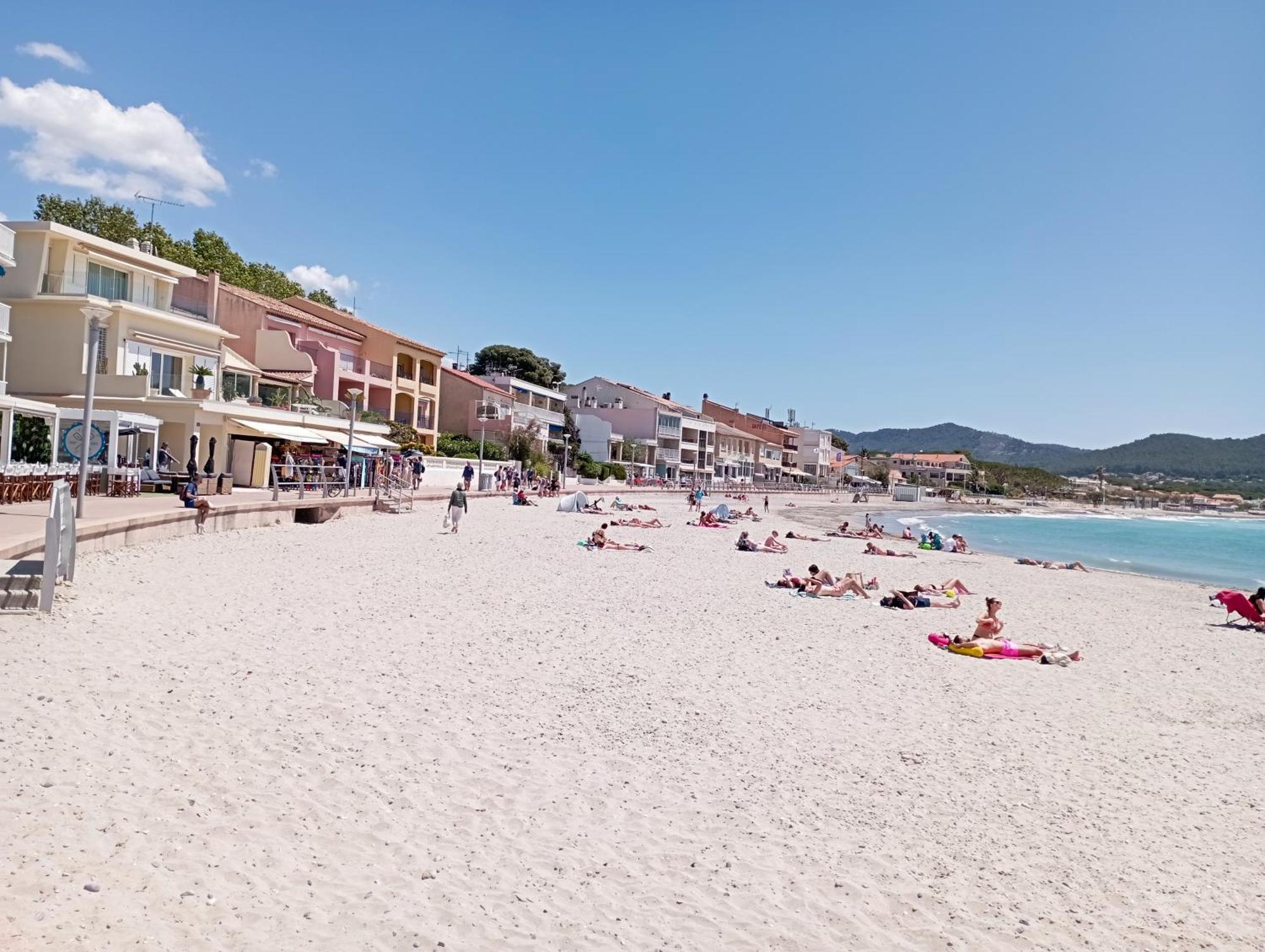 Bel Appartement Bord De Mer A St Cyr Sur Mer Saint-Cyr-sur-Mer Bagian luar foto